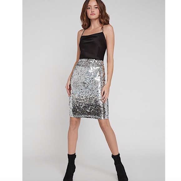 Alice + Olivia Silver with Tag Ramos Sequin Pencil Skirt - Picture 10 of 10